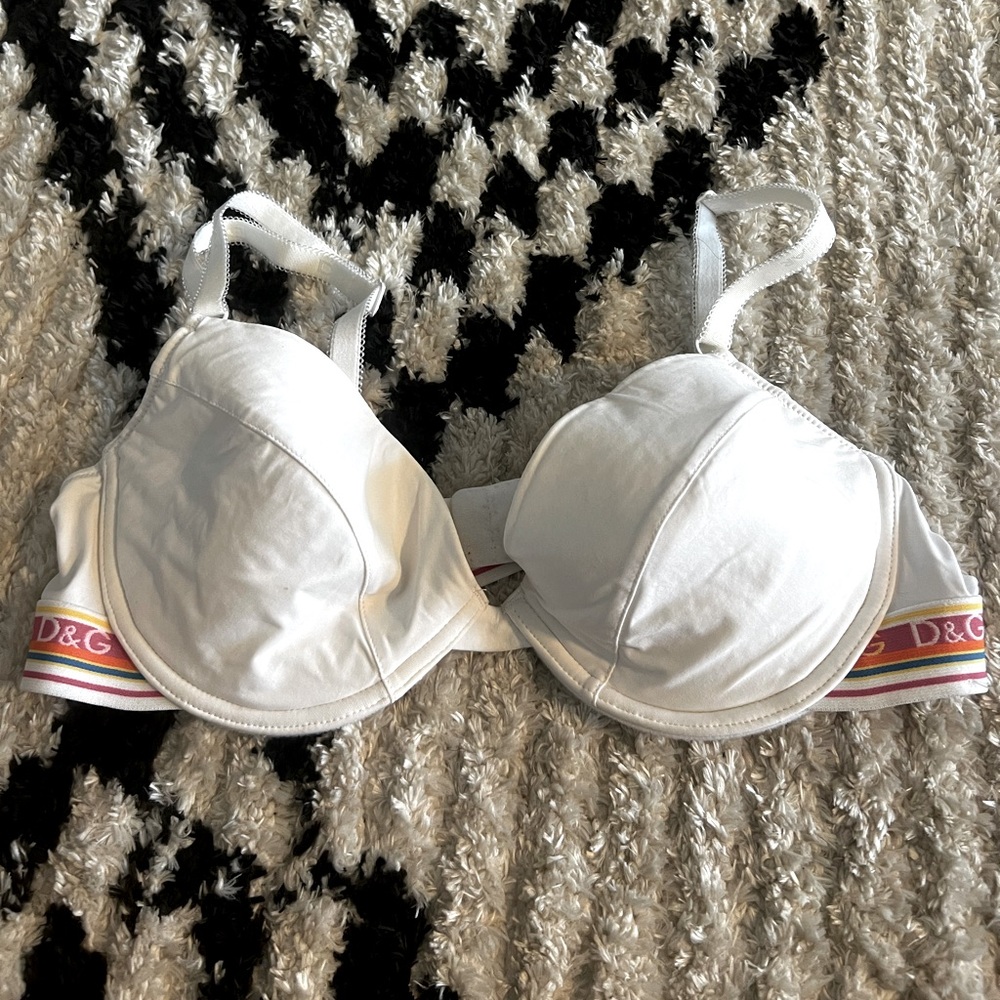NWT D&G White Bra size 38 B